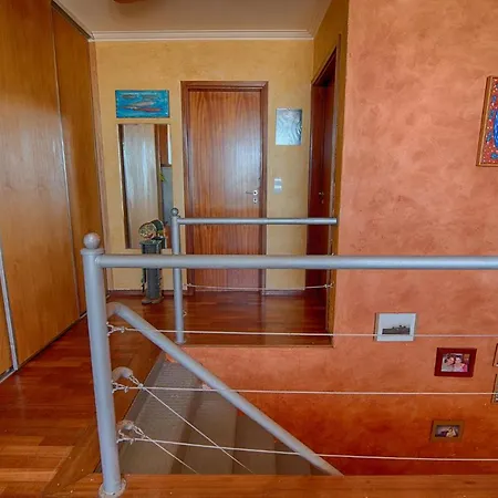 House In Beach, Da Aguda, *